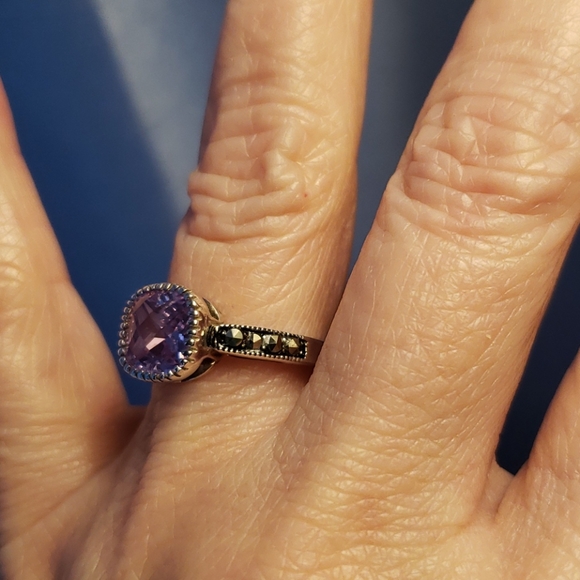 Sterling 925 Silver amethyst and marcasite ring - Picture 3 of 5